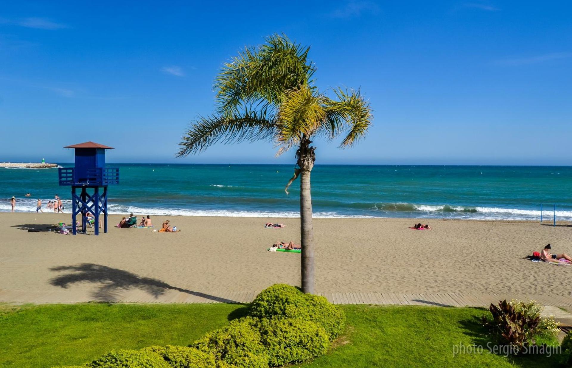 706 Minerva Apartamentos - Vista Al Mar Y La Piscina - Piscina Y Playa Benalmádena Extérieur photo